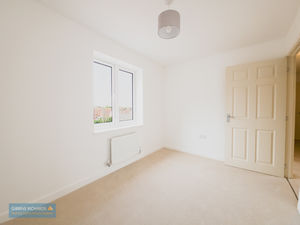 Bedroom- click for photo gallery